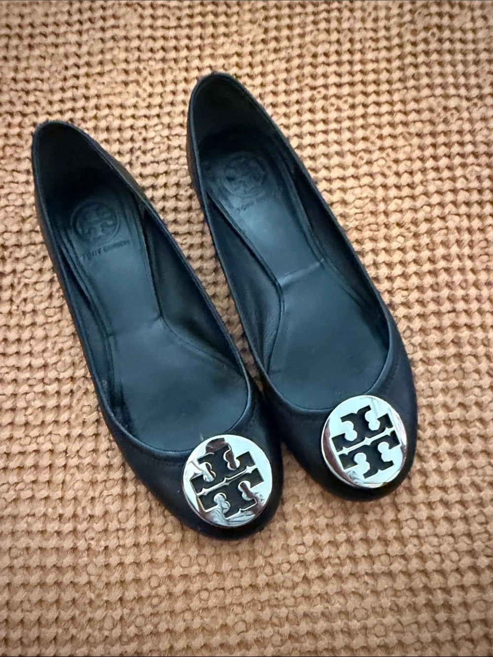 Tory Burch Black Leather Logo Medallion Ballet Flats